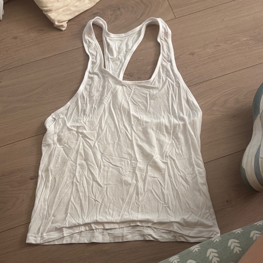 White alo tank
